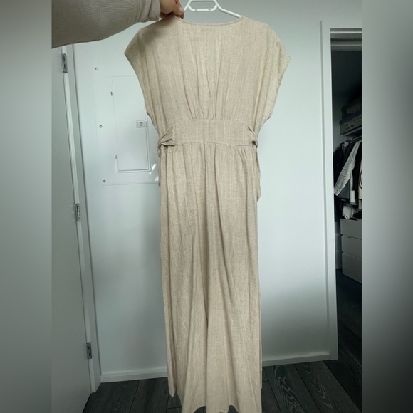 Maxi linen dress with front buttons - Picture 4 of 8